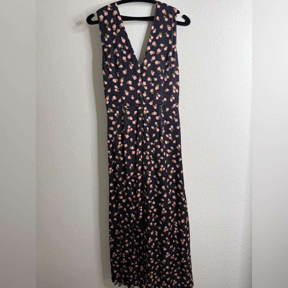 Elegant Floral Maxi Dress - Picture 10 of 16